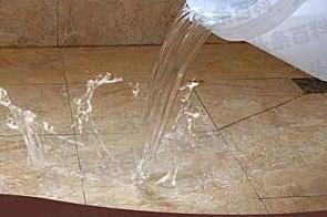 无极漏水维修 免砸砖防水材料该如何施工